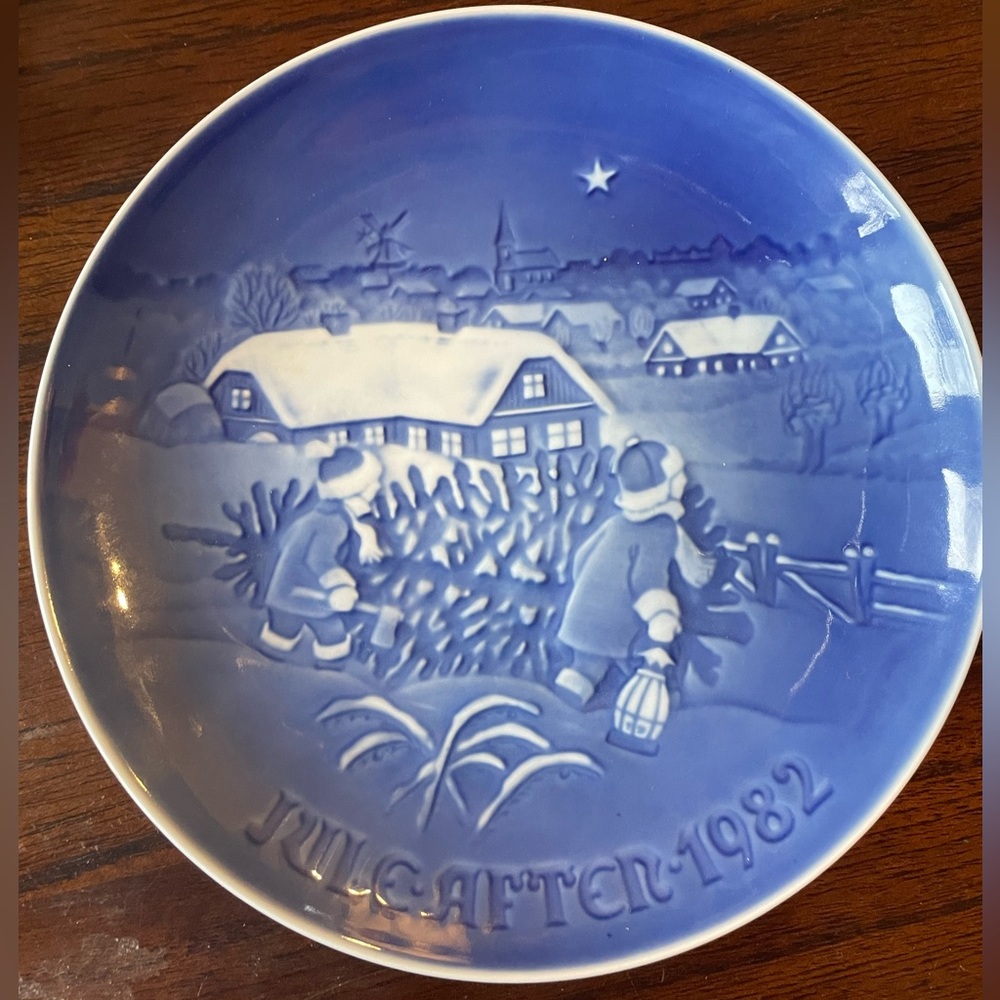 1982 Bing & Grondahl Christmas Plate